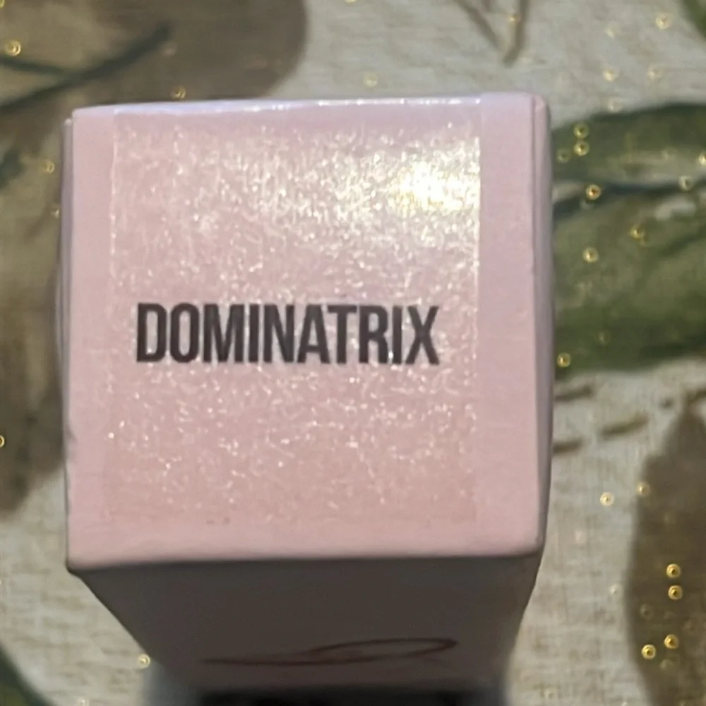JEFFREE STAR Velvet Trap Matte Lipstick - DOMINATRIX *NIB*